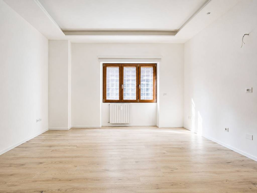 appartamento in vendita a Roma in zona Ostiense