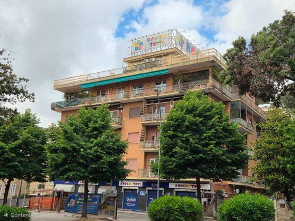 appartamento in vendita a Roma in zona Gianicolense