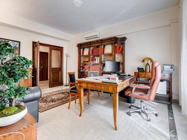 appartamento in vendita a Roma in zona Della Vittoria