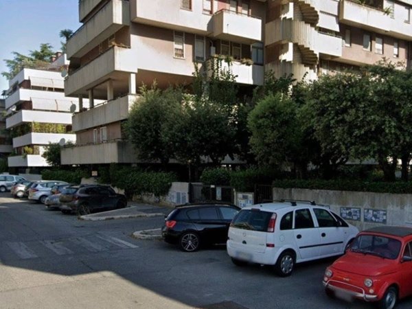 appartamento in vendita a Roma in zona Torrino