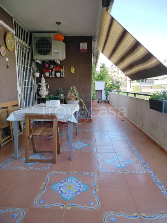 appartamento in vendita a Roma in zona EUR
