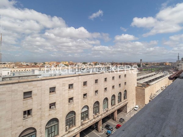 appartamento in vendita a Roma in zona Esquilino