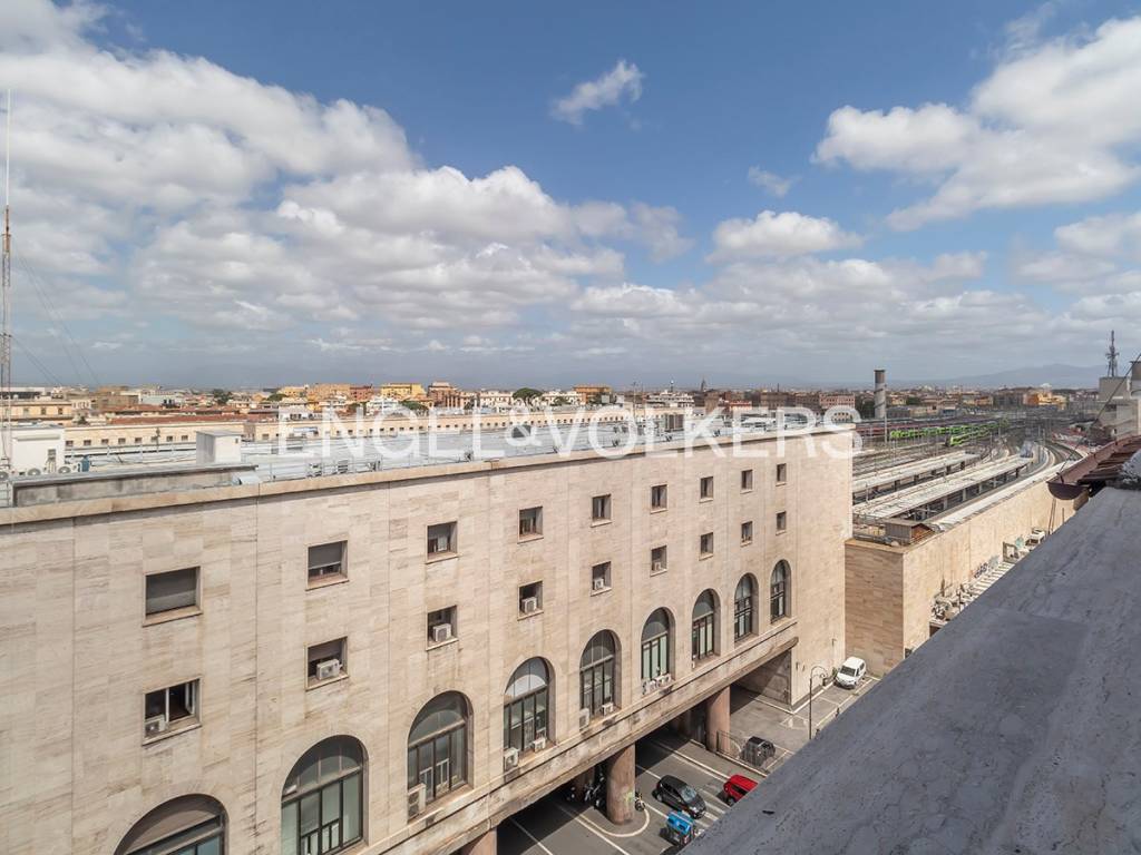 appartamento in vendita a Roma in zona Esquilino