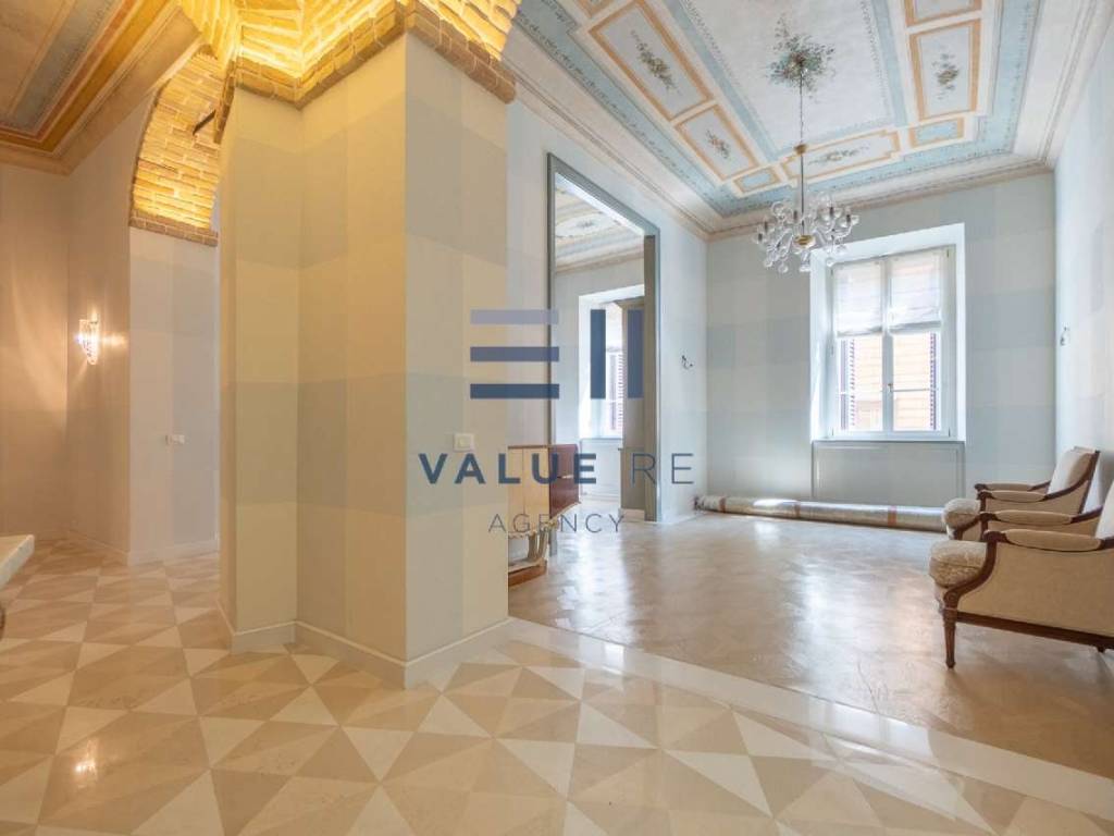 appartamento in vendita a Roma in zona Centro Storico