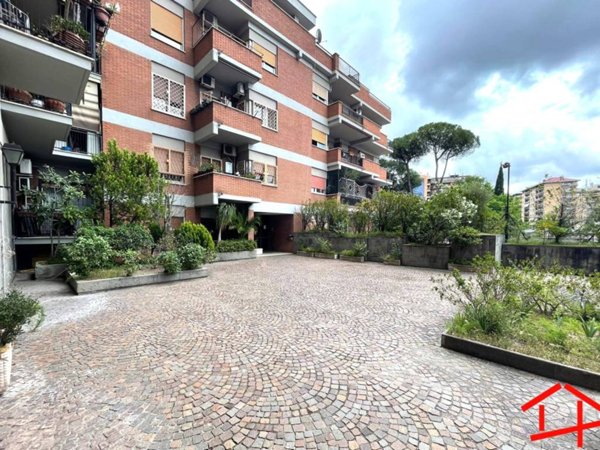 appartamento in vendita a Roma in zona Gianicolense