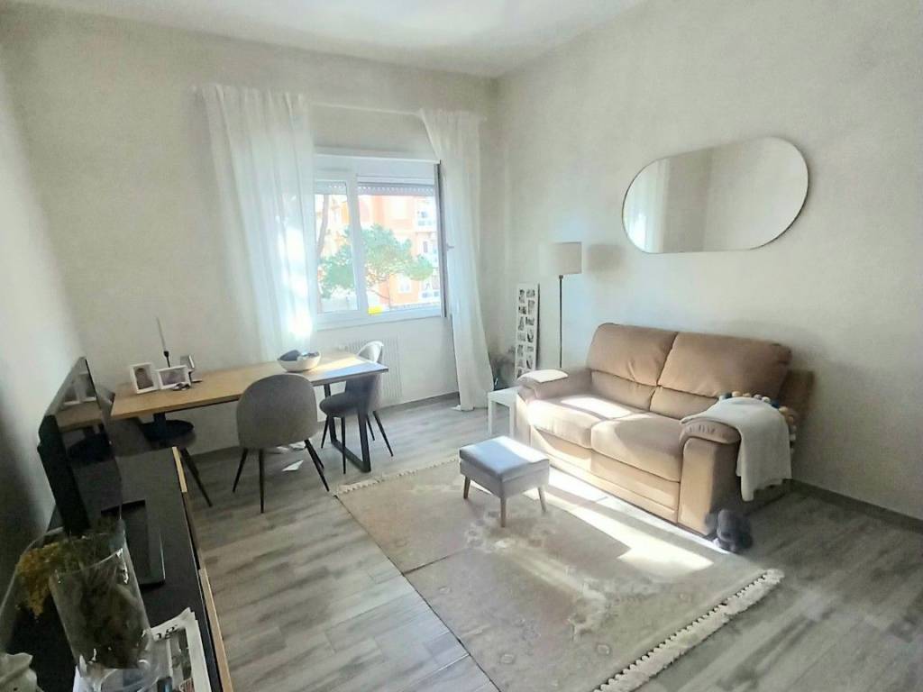 appartamento in vendita a Roma in zona Ostia