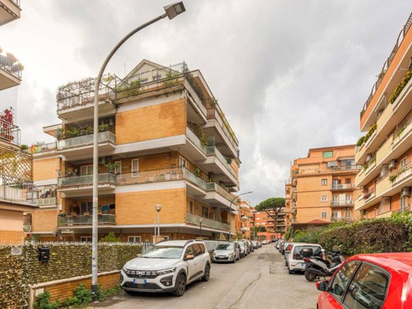 appartamento in vendita a Roma in zona Aurelio