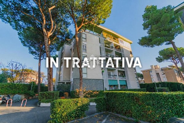 appartamento in vendita a Roma in zona EUR