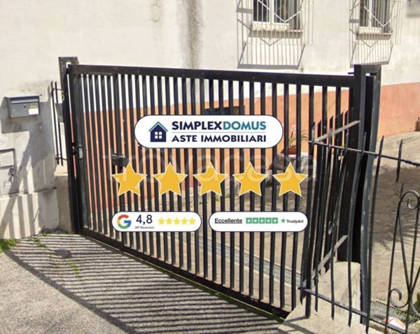 appartamento in vendita a Roma in zona Torre Angela