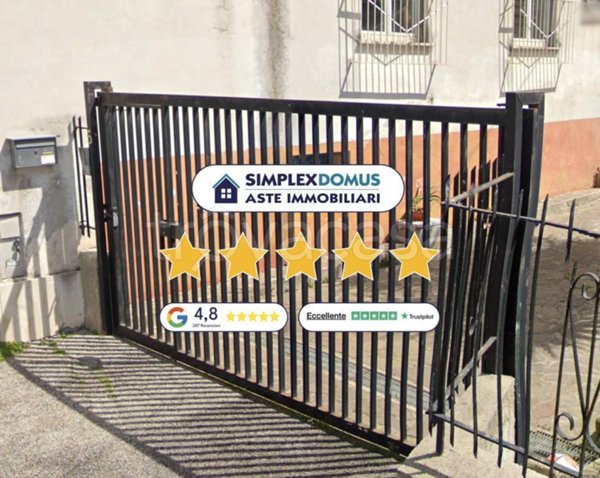 appartamento in vendita a Roma in zona Torre Angela
