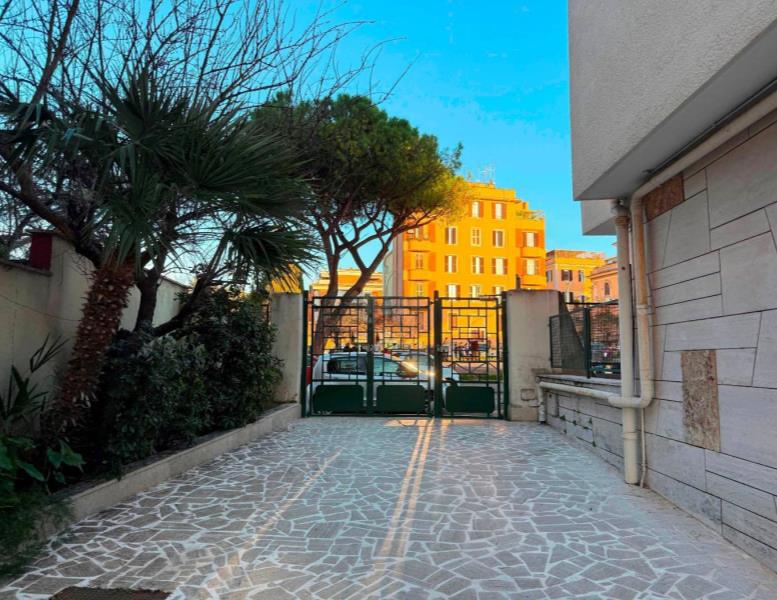 appartamento in vendita a Roma in zona Gianicolense