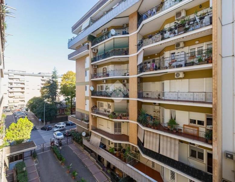 appartamento in vendita a Roma in zona Collatino