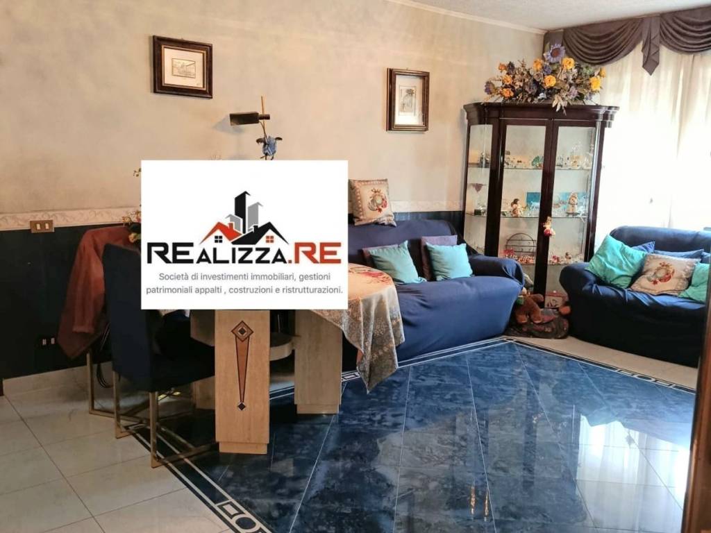 appartamento in vendita a Roma in zona Torre Angela