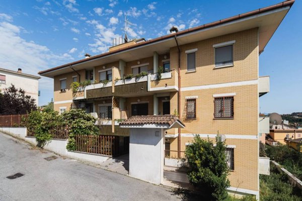 appartamento in vendita a Roma in zona Prima Porta