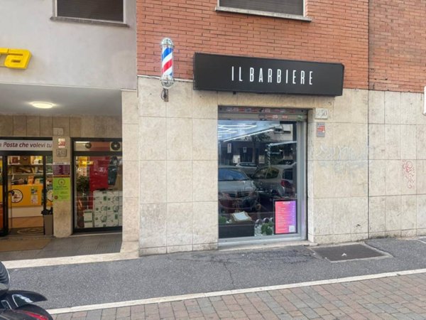 negozio in vendita a Roma in zona Portuense