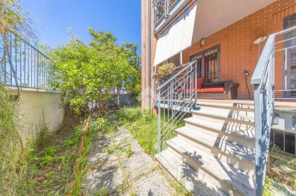 appartamento in vendita a Roma in zona Castelverde