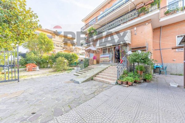 negozio in vendita a Roma in zona Aurelio