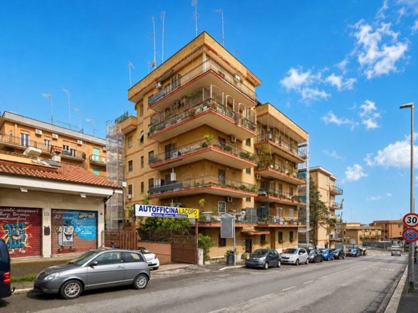 appartamento in vendita a Roma in zona Casal Boccone