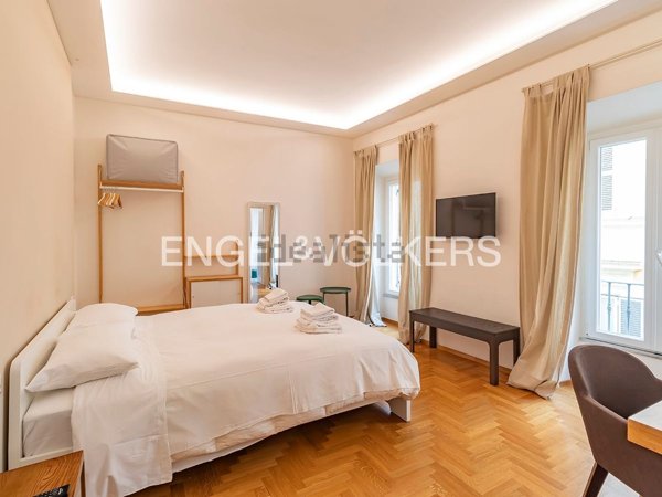 appartamento in vendita a Roma in zona Rione Monti/Campitelli