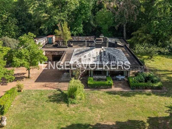 casa indipendente in vendita a Roma in zona Cinquina