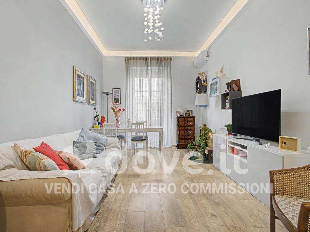 appartamento in vendita a Roma in zona Tuscolano