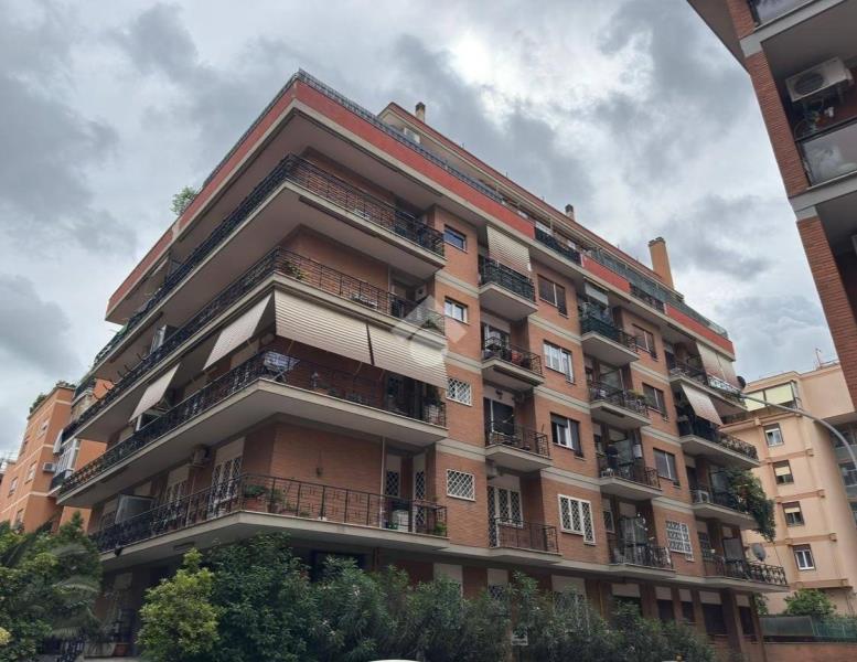 appartamento in vendita a Roma in zona Collatino