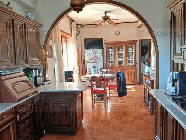 appartamento in vendita a Roma in zona Tor Bella Monaca