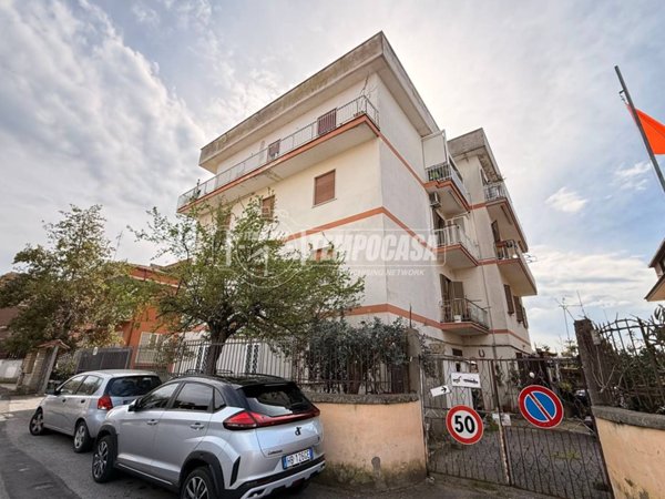 appartamento in vendita a Roma in zona Palmarola