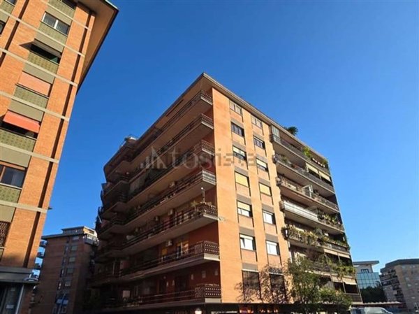 appartamento in vendita a Roma in zona Tuscolano