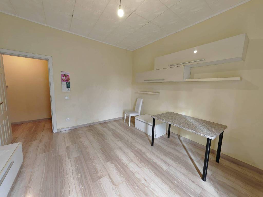 appartamento in vendita a Roma in zona Torre Angela