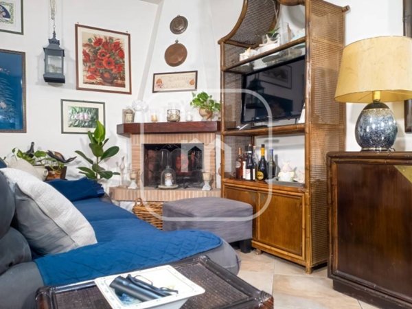 casa indipendente in vendita a Roma in zona Acilia