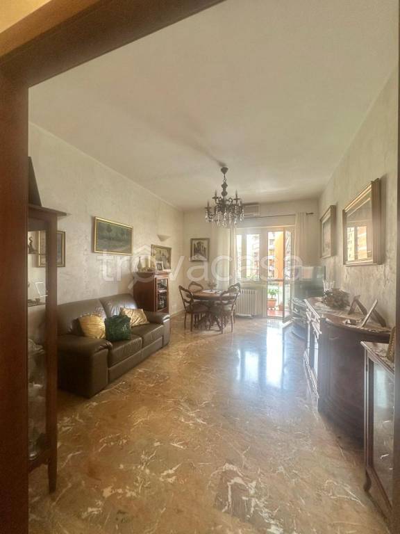 appartamento in vendita a Roma in zona Appio Claudio
