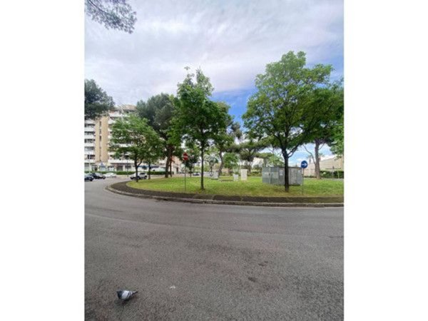 negozio in vendita a Roma in zona Tiburtino