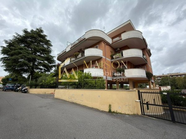 appartamento in vendita a Roma in zona Casalotti