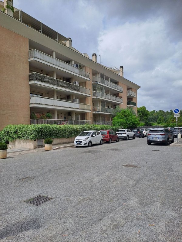 appartamento in vendita a Roma in zona Magliana Vecchia