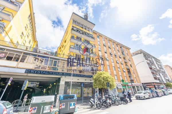 appartamento in vendita a Roma in zona Don Bosco
