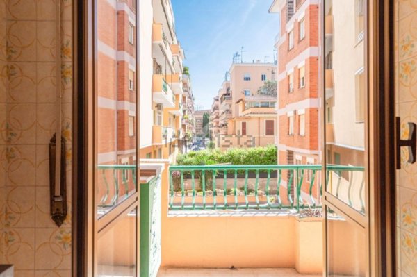 appartamento in vendita a Roma in zona Della Vittoria