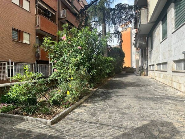 appartamento in vendita a Roma in zona Monte Sacro/Talenti
