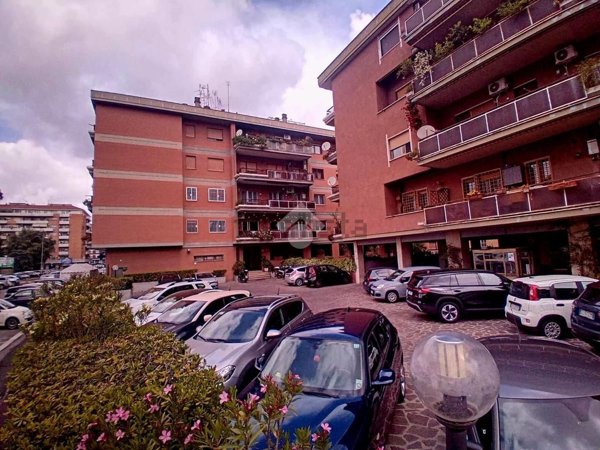 appartamento in vendita a Roma in zona Monte Sacro/Talenti