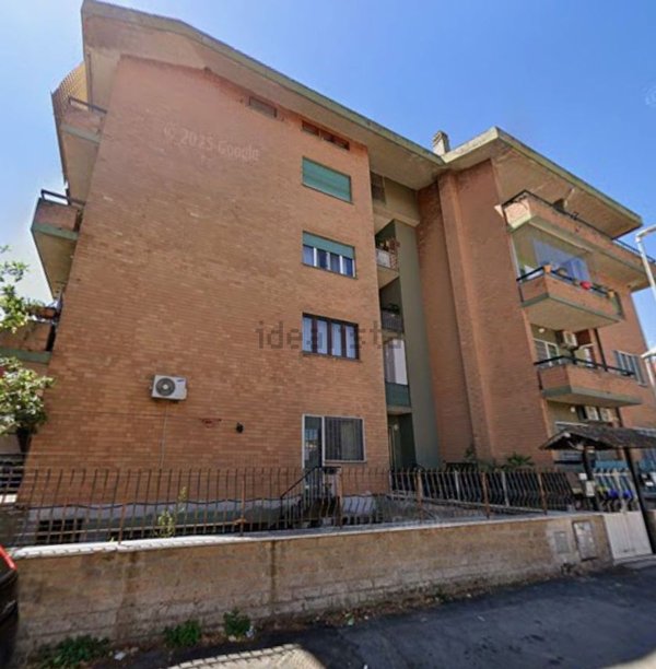 appartamento in vendita a Roma in zona Acilia