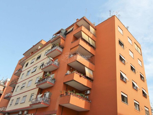 appartamento in vendita a Roma in zona Prenestino-Centocelle