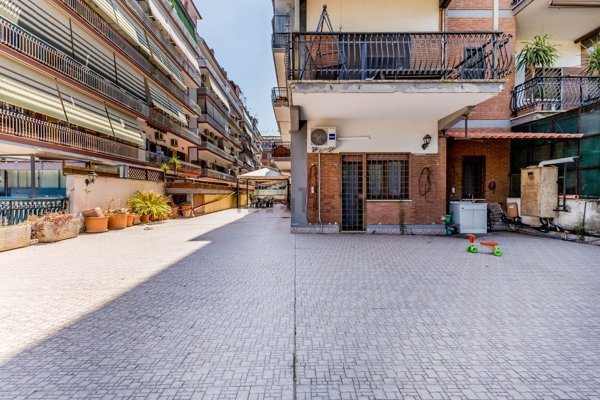 appartamento in vendita a Roma in zona Collatino