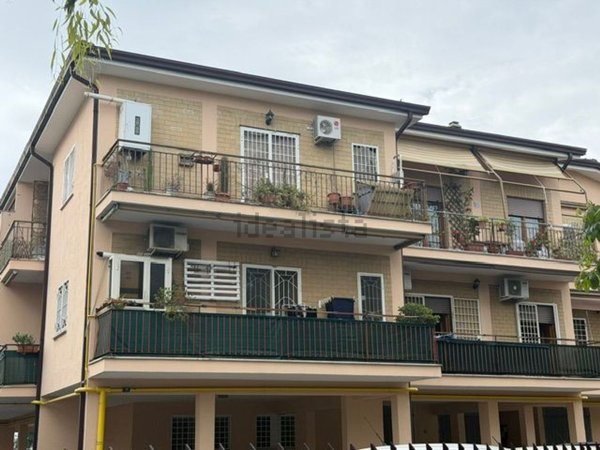 appartamento in vendita a Roma in zona Ponte Mammolo