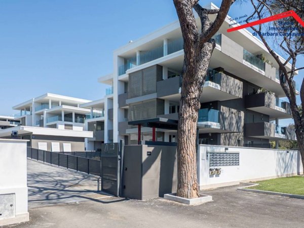 appartamento in vendita a Roma in zona Infernetto