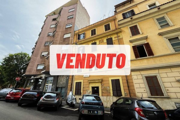 appartamento in vendita a Roma in zona Prenestino-Labicano