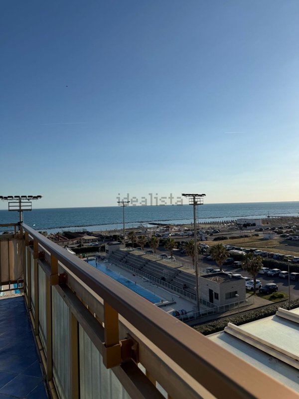 appartamento in vendita a Roma in zona Ostia