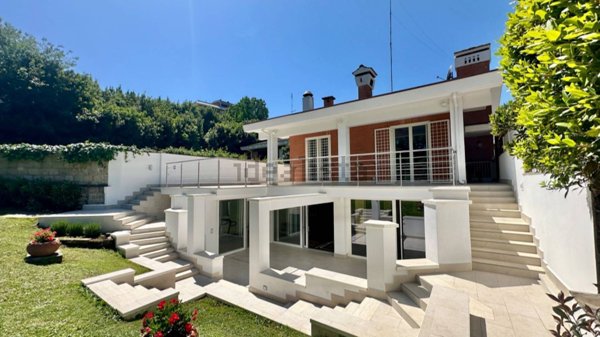casa indipendente in vendita a Roma in zona Gianicolense