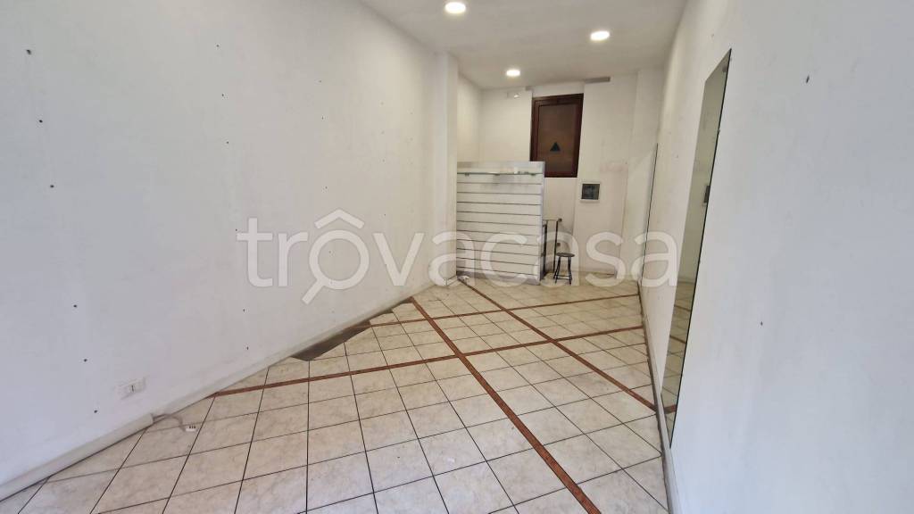 negozio in vendita a Roma in zona Gianicolense