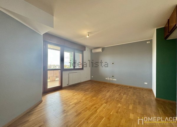 appartamento in vendita a Roma in zona Ponte Mammolo