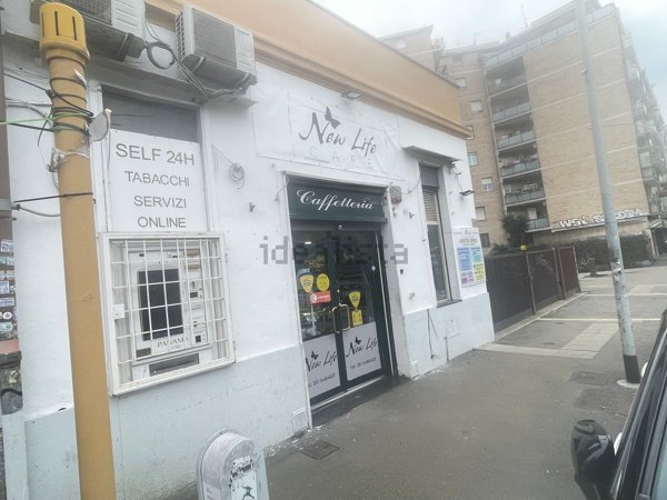 negozio in vendita a Roma in zona Ostiense